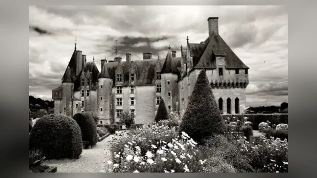 A black and white photograph of a historic French castle in the Loire Valley, where such hidden shafts are found.