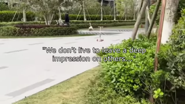 A quote emphasizes prioritizing comfortable living over external impressions.