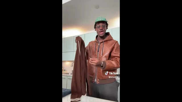 The Miu Miu jacket's zipper breaking