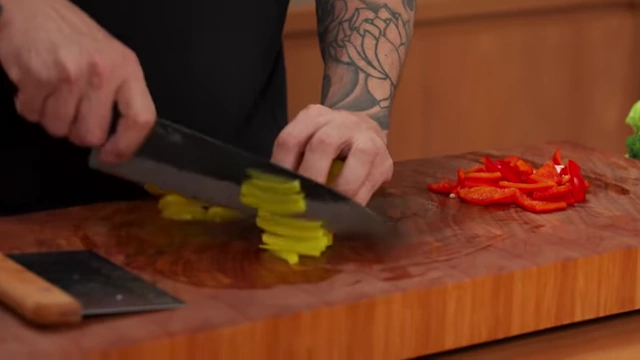 Thinly sliced yellow bell pepper pieces