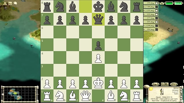 《文明3》地图与国际象棋棋盘的对比，强调其简洁与直观