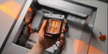 Heatkiller water block for the Threadripper CPU