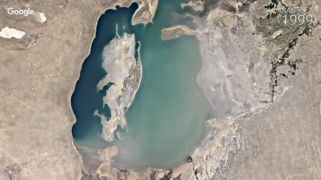 Satellite image showing the Aral Sea in 1999