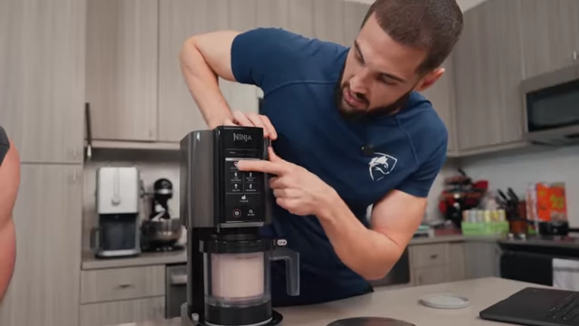 Nick demonstrates the Ninja Creami machine settings.