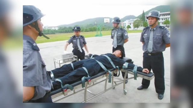 Lethal injection being carried out in China