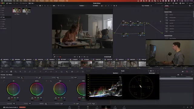 The DaVinci Resolve interface showing a node with linear gamma and the gain parameter set to 4, demonstrating a 2-stop increase in exposure using linear gain.