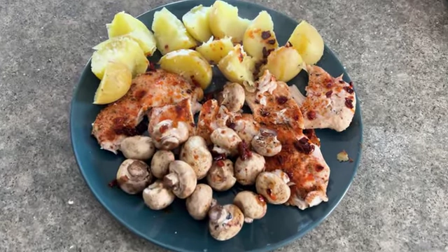 A meal featuring chicken, mushrooms, and yellow potatoes, demonstrating a strategic food swap for increased satiety.