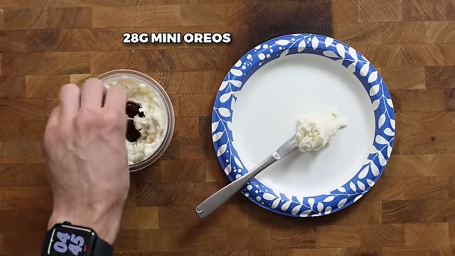Adding 28g of mini Oreos into the ice cream.