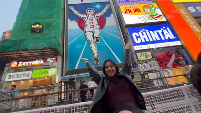 Dotonbori Glico Running Man Sign