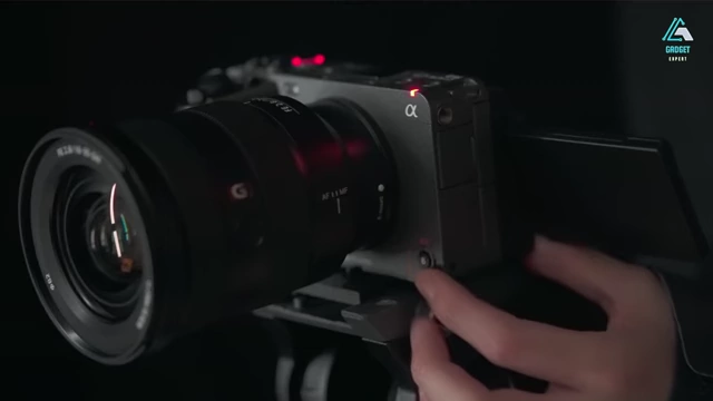 The Sony FX3 II mounted on a professional video rig with a large lens, demonstrating its adaptability for cinematic production.