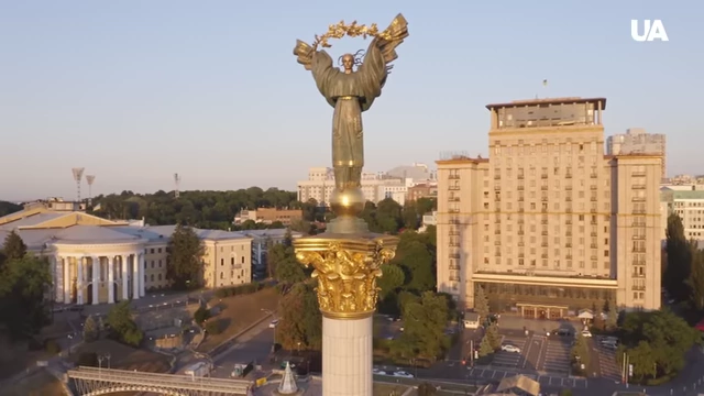 The Independence Monument in Kyiv on a sunny day
