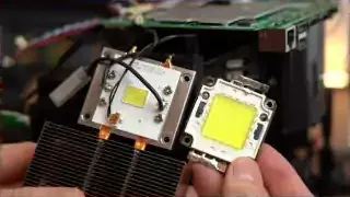 Comparison of the projector LED size vs. a standard LED