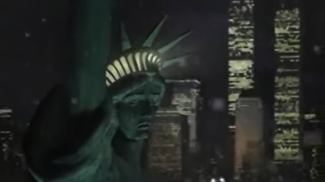 因DVD压缩导致夜景画面质量不佳的自由女神像