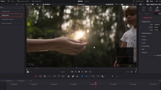 On-screen contrast adjustment with a tone curve display