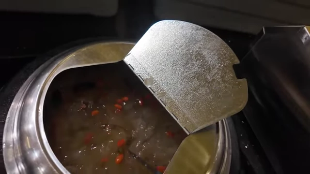 A hot pot of sweet fungus and lotus seed soup.