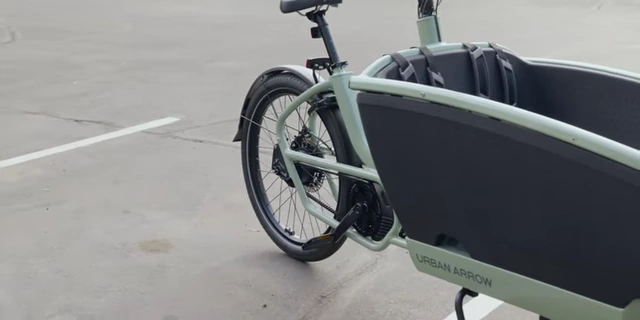 A Bosch-powered cargo e-bike, demonstrating versatile applications.