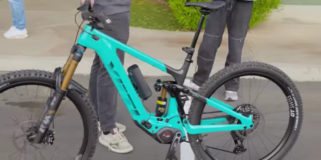 A full-suspension Bosch e-mountain bike with integrated Bosch components.