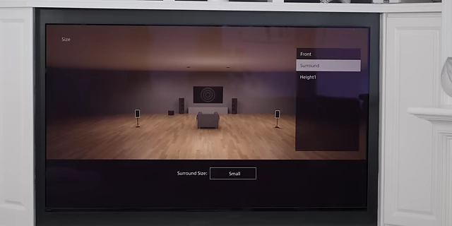 The speaker configuration screen showing "Surround Size: Small" selected for the surround speakers