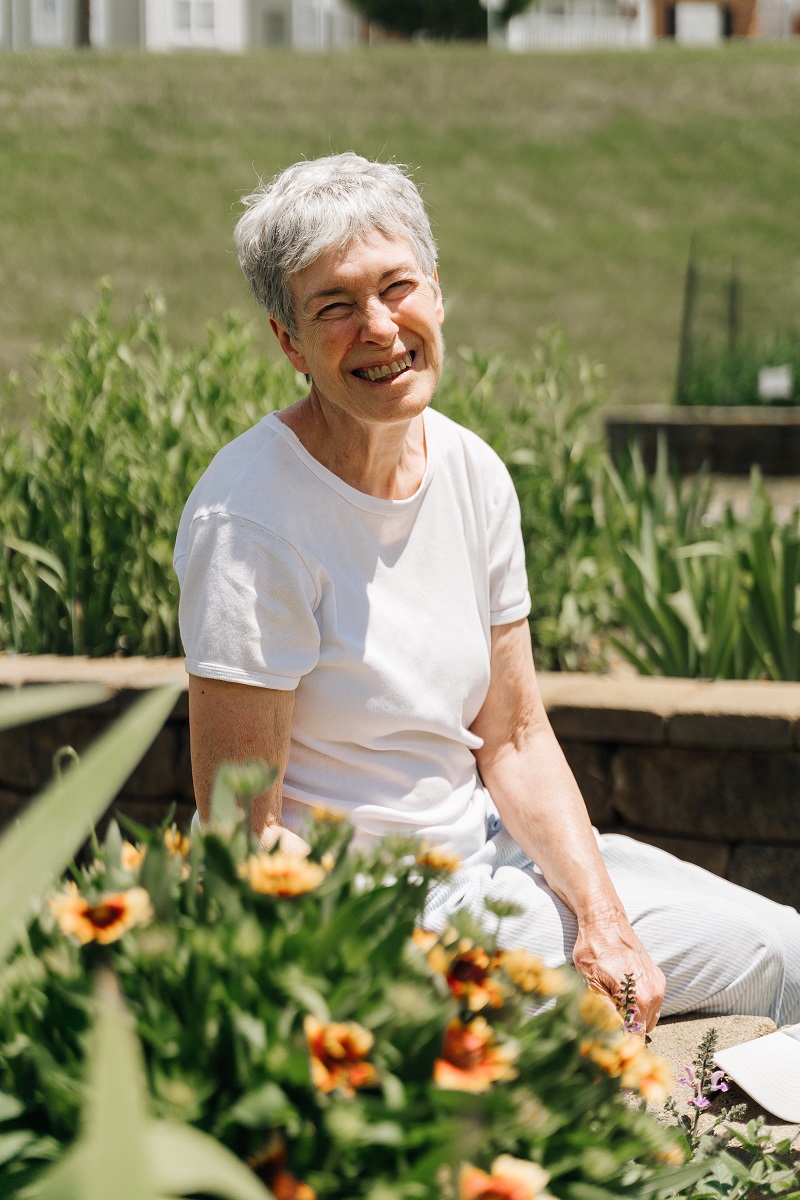Summit Resident Grows Produce to Help Feed Those in Need