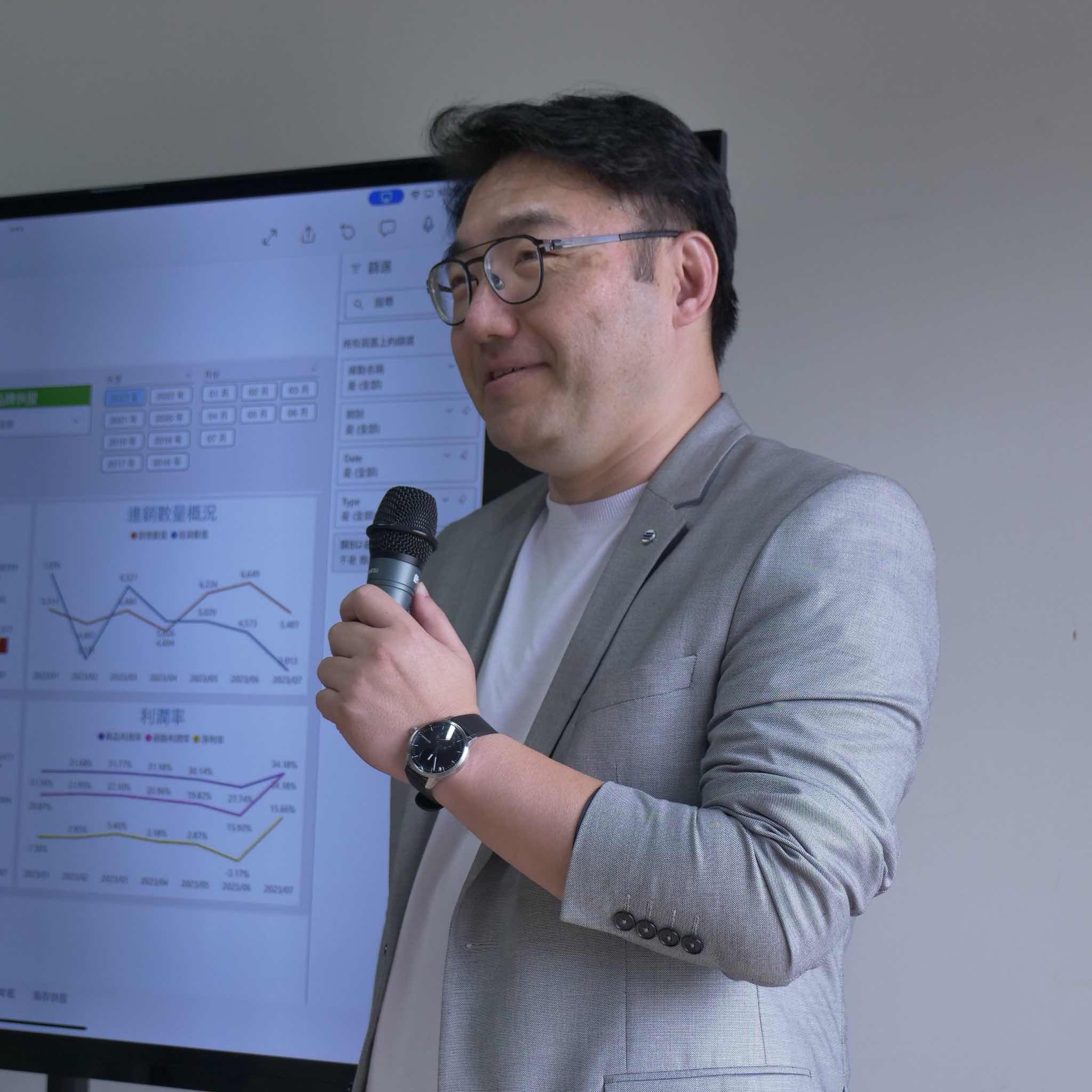 熊老闆 – 資深電商營運家陳仰聖 新零售時代獲利學