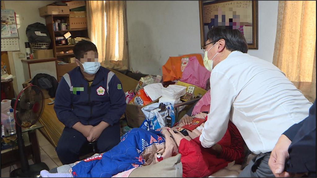 國中生喪父獨自照顧臥床祖母 社會局寒冬送暖