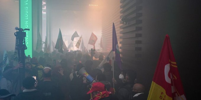 LV股價創新高！創辦人身價暴漲穩坐首富寶座