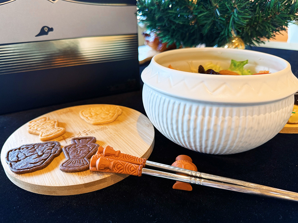 十三行博物館全新推出「食‧叁」考古系列餐具組，以現代設計語彙重新詮釋史前文化之美