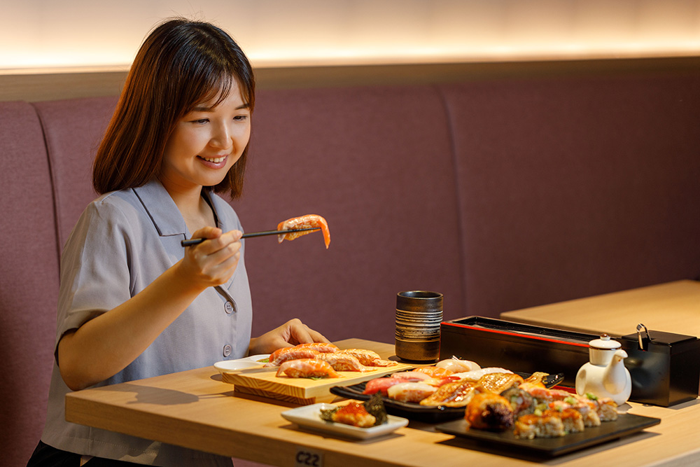西門若櫻壽司開幕期間限時狂歡，超值半價優惠免費日式小菜大方送