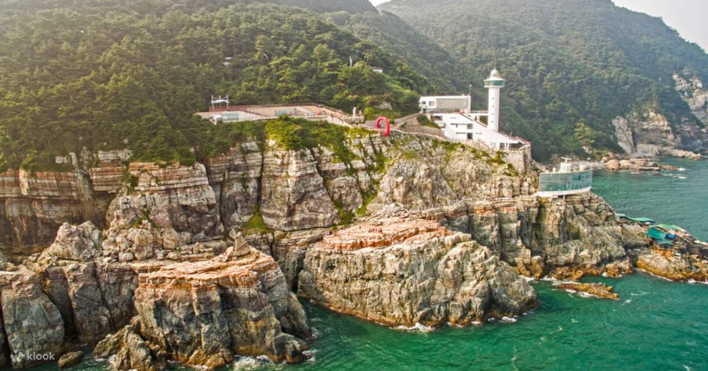 《柏青哥》在韓國釜山多處取景，以營造出女主角善子兒時的生活樣貌