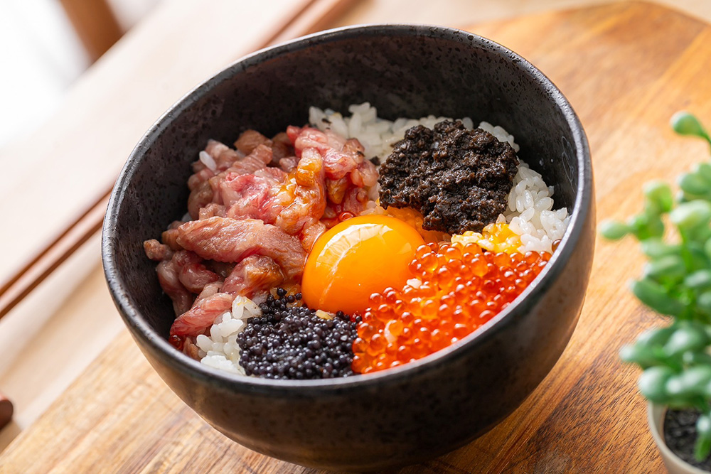 「極上A5和牛丼」