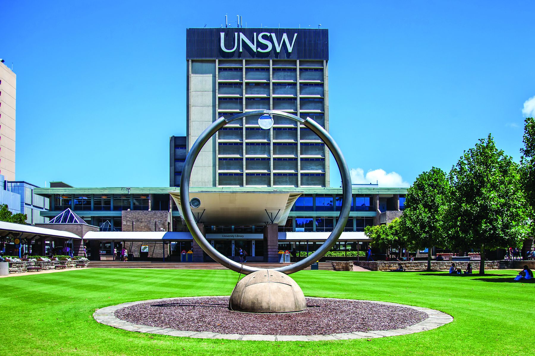 Univeristy Library Outside Image(大學圖書館外部圖片)
