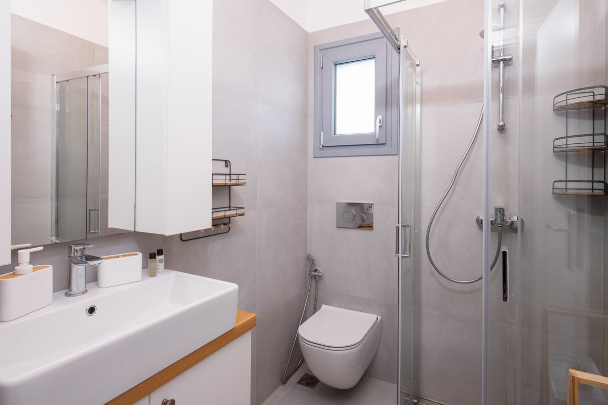 Beige Bathroom of One-Bedroom Flat