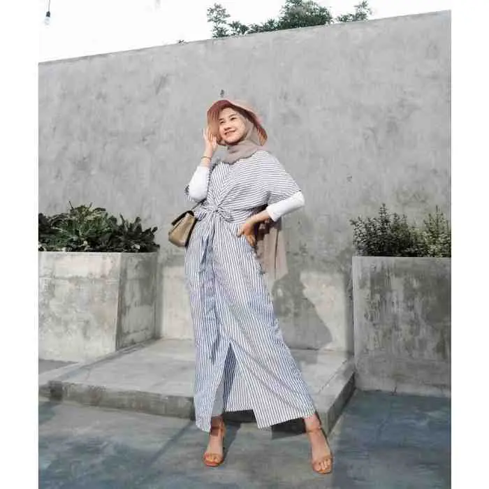 8. Dress Ikat