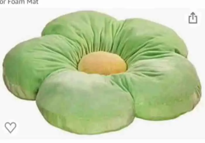 Flower floor pillow 