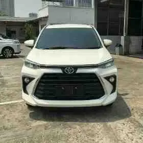 Toyota avanza 