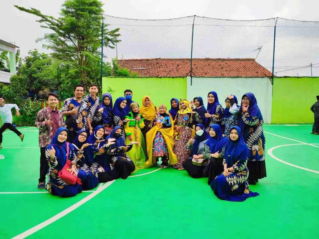 Dewan guru Mim Ashshafa 