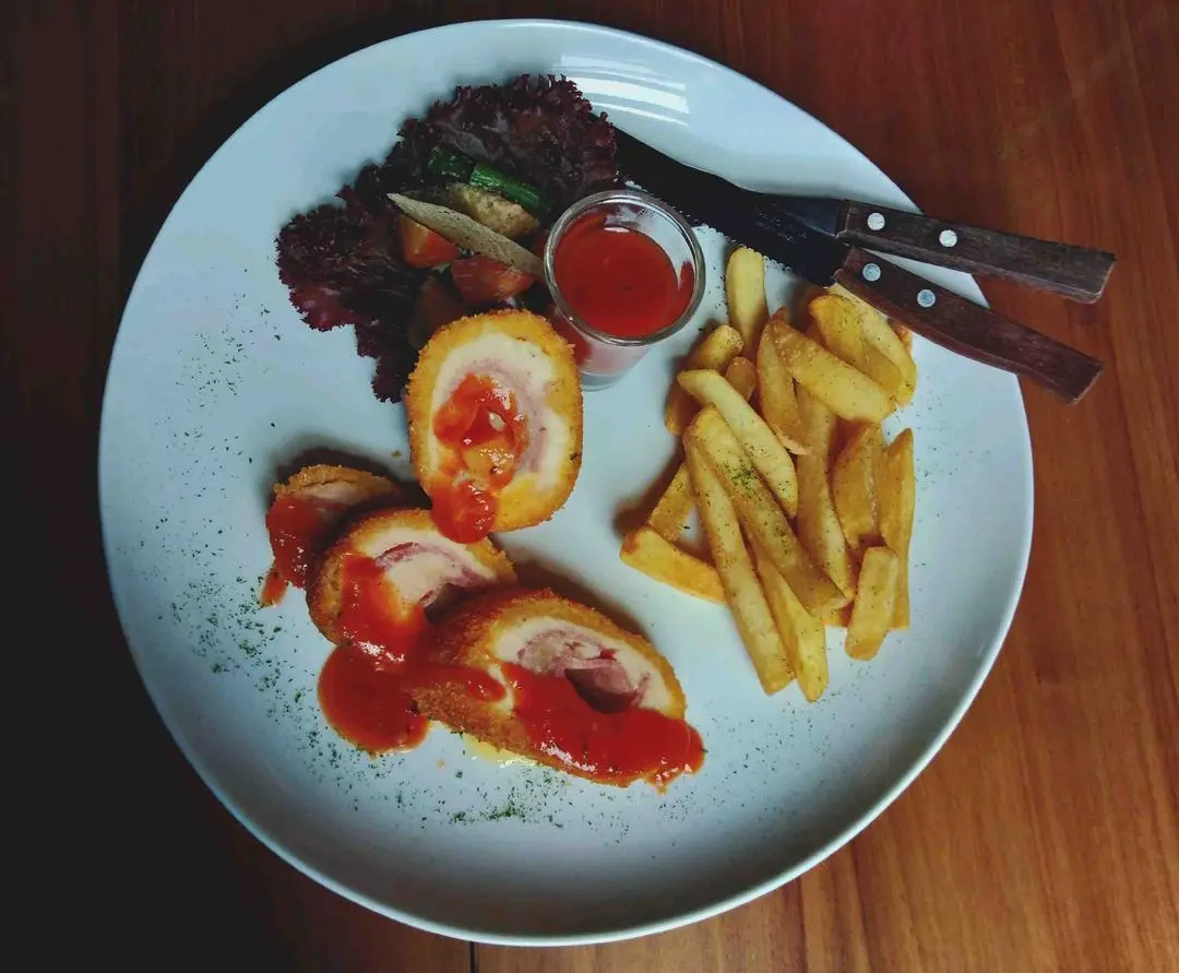 Chickin Cordon Bleu.