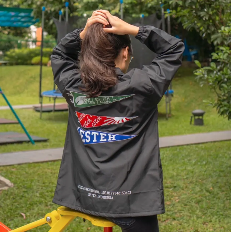 Esteh Indonesia Coach Jacket