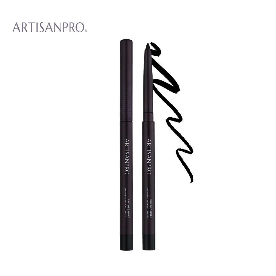 9. Eyeliner tighline