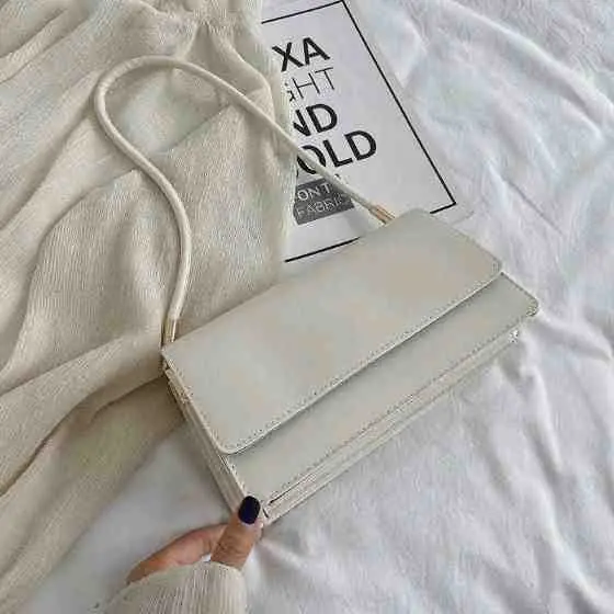 14. Shoulder Bag
