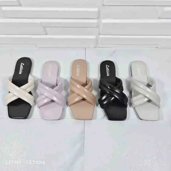 108. Leony-Mona Sandal Flat Wanita