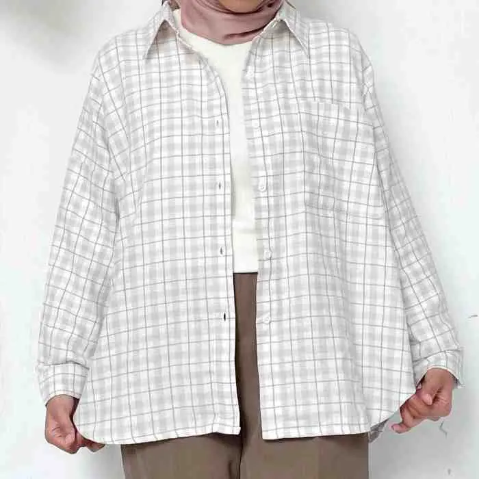 113. Zara Flanel