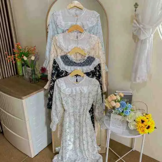 143. Midi Dress Motif