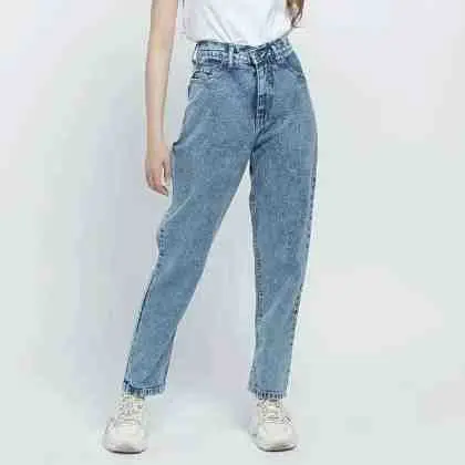 163. Escrote Celana Rubber Boyfriend 