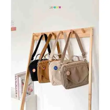 198. Kumi Slingbag