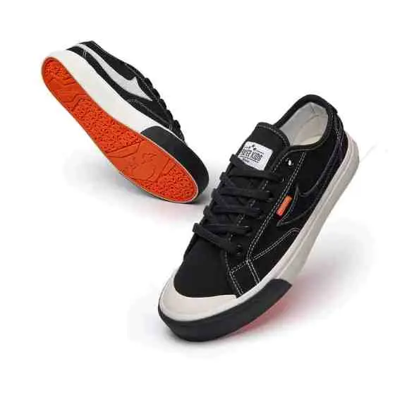 33. Sepatu Sneakers Keren Pria Wanita Fashion Motif