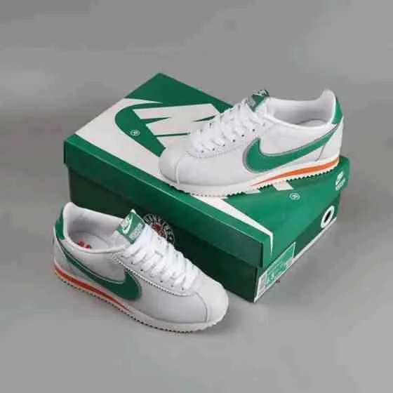 81. Nike Cortez Stranger Things BNIB 100%
