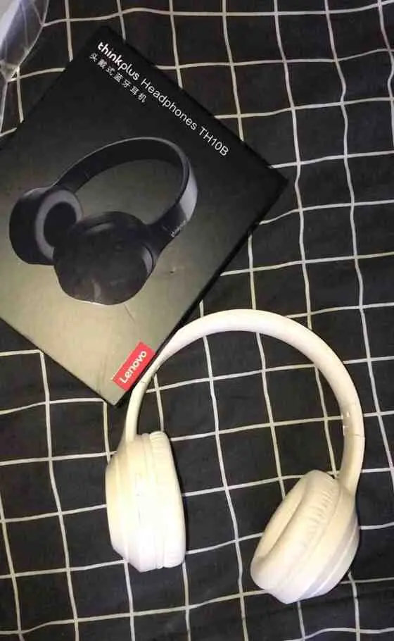 27.Lenovo TH10 Headphone Bluetooth