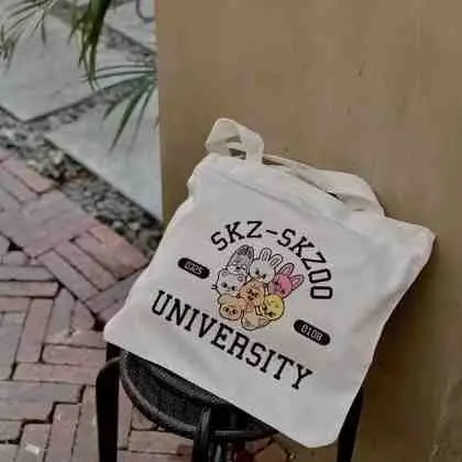 TOTEBAG KANVAS STRAYKIDS VER. 1
