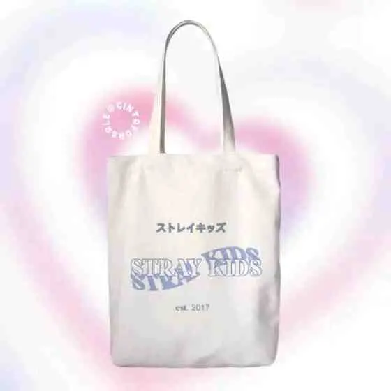 TOTEBAG KANVAS STRAYKIDS VER. 4